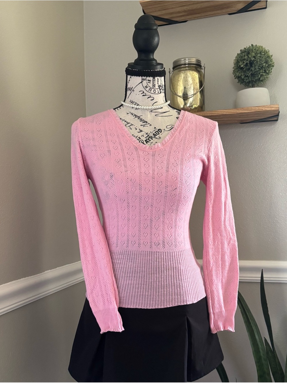 Vintage 90s Duofold Pink Pointelle Knit V-Neck Sweater 🎀